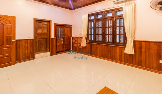 7 Bedrooms House for Rent in Siem Reap-Sala Kamreuk