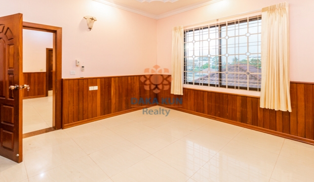 7 Bedrooms House for Rent in Siem Reap-Sala Kamreuk