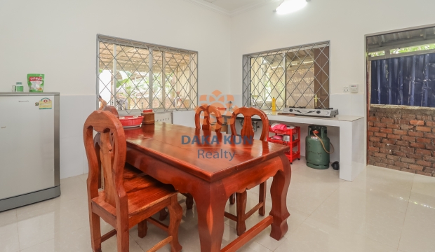 2 Bedrooms House for Rent in Siem Reap, Sla Kram