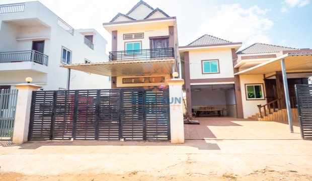 6 Bedrooms House for Sale in Siem Reap-Svay Dangkum