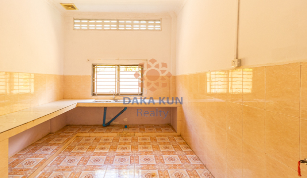 5 Bedrooms House for Rent in Krong Siem Reap-Sla Kram