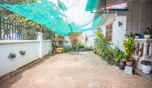 3 Bedrooms House for Rent in Siem Reap - Svay Dangkum