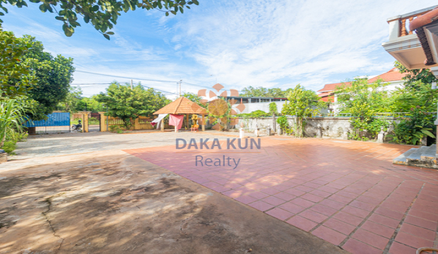 4 Bedrooms House for Rent in Krong Siem Reap-Sla Kram