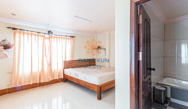 8 Bedrooms House for rent in Siem Reap city- Svay Dangkum