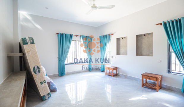 2 Bedrooms House for Rent in Krong Siem Reap-Sala Kamreuk