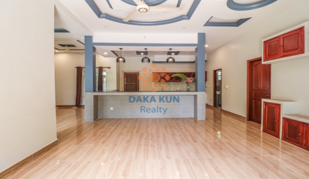 2 Bedrooms House for Rent in Siem Reap-Sala Kamreuk