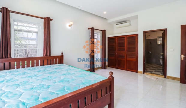 2 Bedrooms House for Rent in Siem Reap-Sala Kamreuk