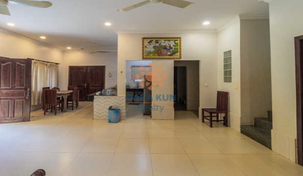 3 Bedrooms House for Rent in Siem Reap-Sala Kamreuk