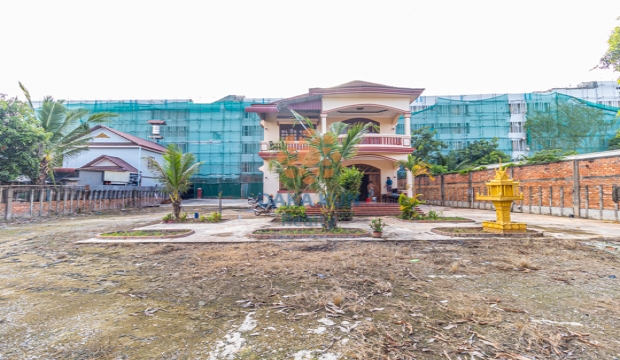 6 Bedrooms House for Rent in Siem Reap-Svay Dangkum