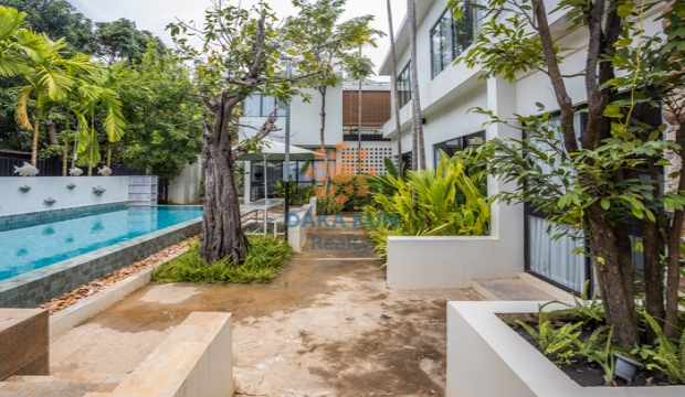 2 Bedrooms Apartment for Rent with Swimming Pool in Siem Reap