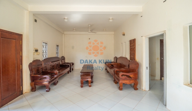 2 Bedrooms House for Rent in Siem Reap city