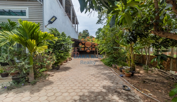 3 Bedrooms House for Rent in Siem Reap - Sala Kamreuk