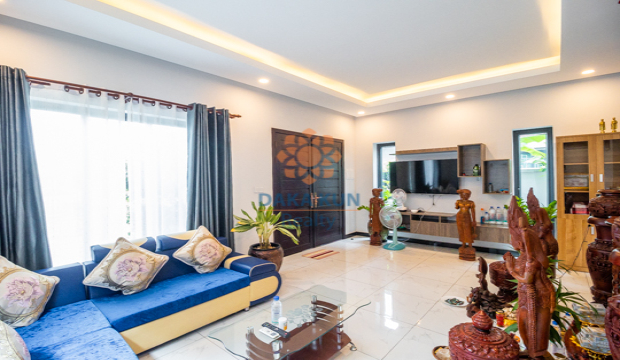 3 Bedrooms Villa for Rent in Krong Siem Reap