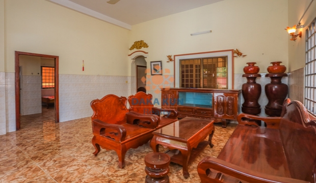 4 Bedrooms House for Rent in Siem Reap-Sla Kram