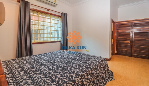 4 Bedrooms House for Rent in Siem Reap-Sala Kamreuk