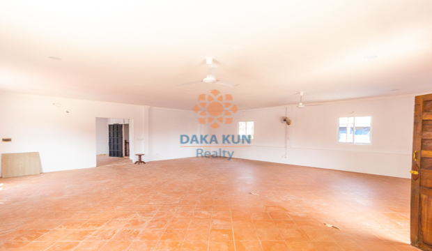 Commercial space for rent in Svay Dangkum-Siem Reap City