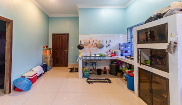 3 Bedrooms House for Rent in Siem Reap-Svay Dangkum