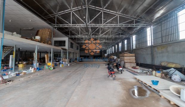 Warehouse for Rent on Main Road 22 meters in Siem Reap-Svay Dangkum