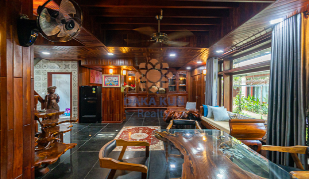 Villa with Pool for Sale in Siem Reap City