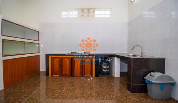 3 Bedrooms Apartment for Rent in Siem Reap-Svay Dangkum