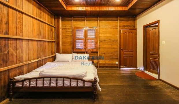 Wooden House for Rent in Siem Reap-Sla Kram