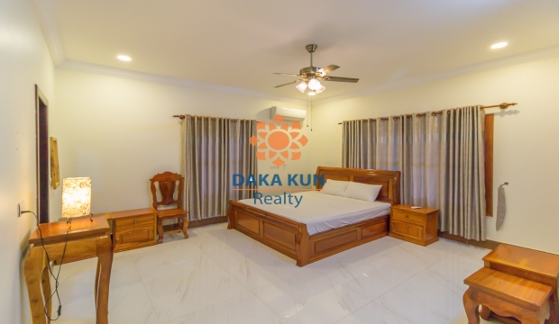 6 Bedrooms Villa for Rent in Sala Kamreuk, Siem Reap