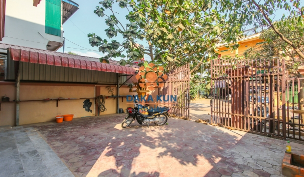 5 Bedrooms House for Rent in Siem Reap-Svay Dangkum