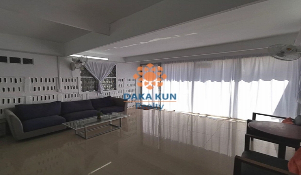 Office for Rent in Siem Reap - Sala Kamruek