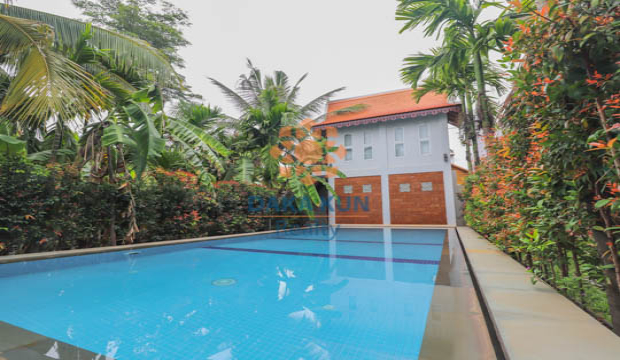 2 Bedrooms Apartment for Rent with Pool in Siem Reap-Sala Kamreuk