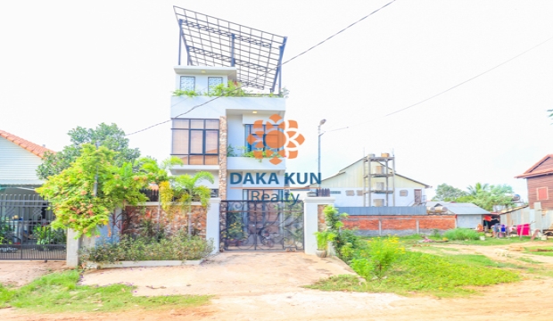 5 Bedrooms House for Rent in Siem Reap-Svay Dangkum