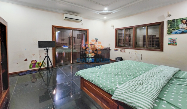 4 Bedrooms House for Rent in Siem Reap city-Svay Dangkum