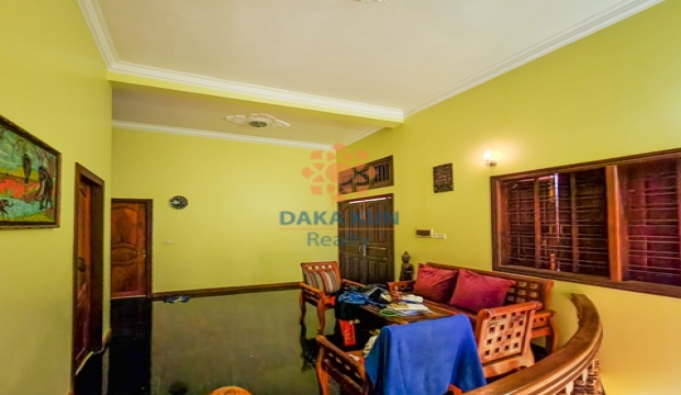 4 Bedrooms House for Rent in Siem Reap city-Svay Dangkum