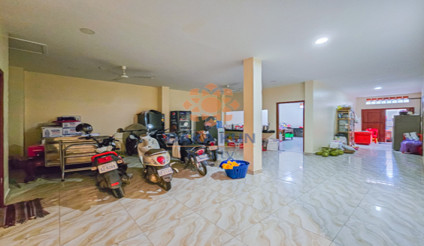 Building for Rent in Siem Reap City-Sivutha Road