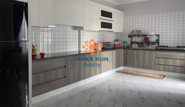 Flat House for Sale in Siem Reap city-Makro