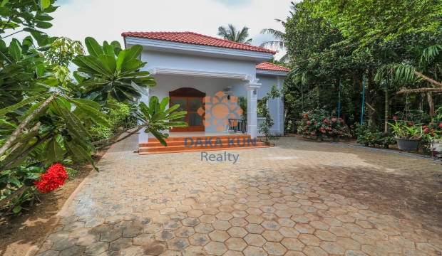 3 Bedrooms House for Rent in Siem Reap-Sala Kamreuk