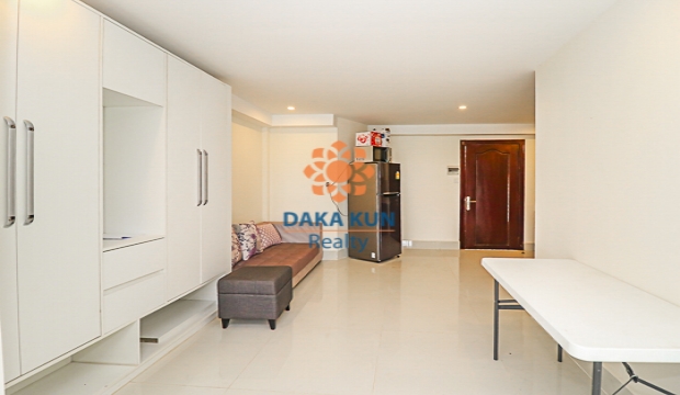 1 Bedroom Apartment for Rent With Pool in Siem Reap-Svay Dangkum