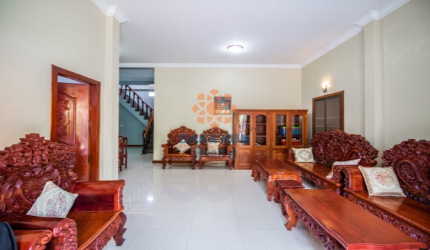 3 Bedrooms House for Rent in Svay Dangkum, Siem Reap city