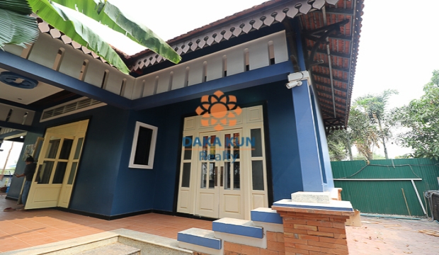 3 Bedrooms House for Rent in Siem Reap-Sala Kamraeuk