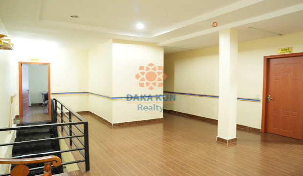 Flat House for Sale in Phnom Penh-Khan Russei Keo