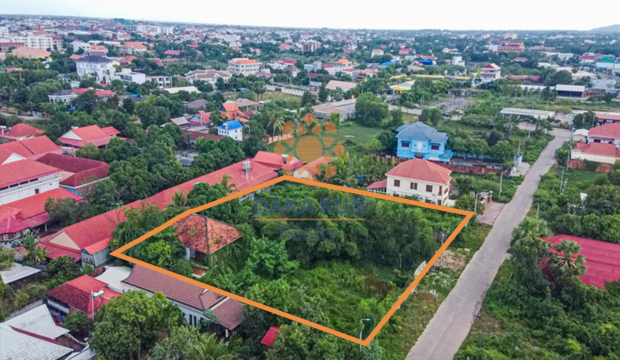 Land For Sale In Siem Reap City-Broey Arcade