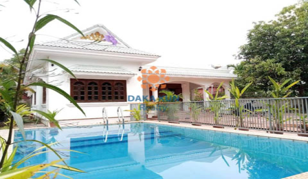 3 Bedrooms House for Rent with Swimming Pool in Svay Dangkum, Siem Reap city