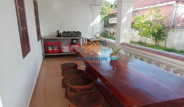 3 Bedrooms House for Rent with Swimming Pool in Svay Dangkum, Siem Reap city