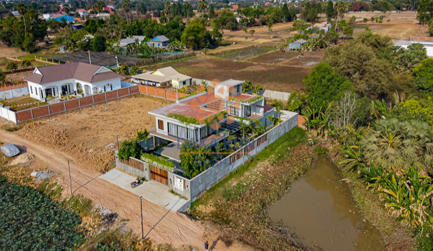 Modern Villa for Sale in Krong Siem Reap-Svay Dangkum