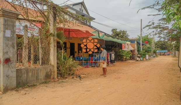 Urgent Sale Land near Svay Dangkum-Siem Reap