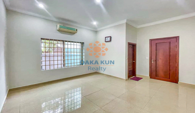 House for Sale in Krong Siem Reap-near riverside