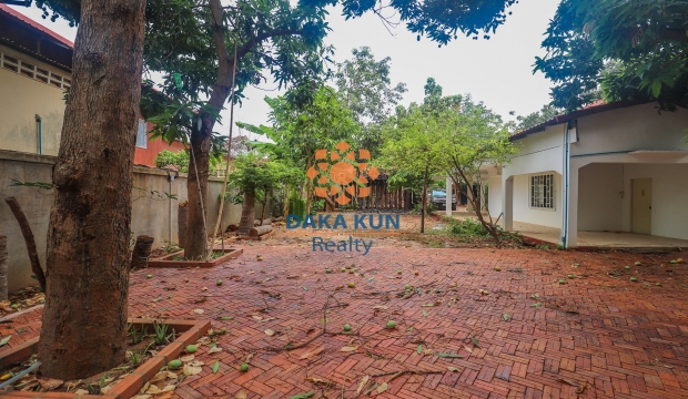 Villa for Rent in Siem Reap-Sla Kram