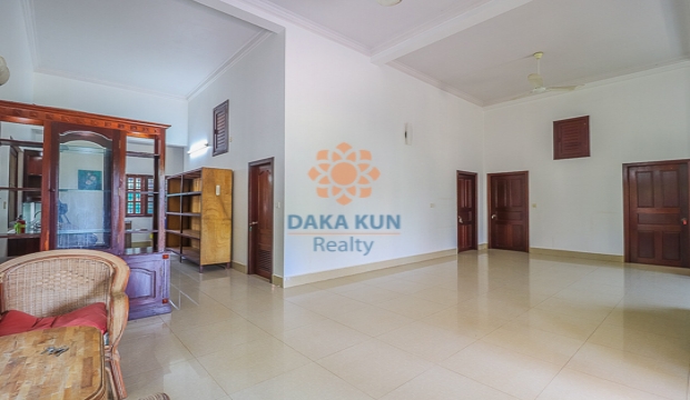 3 Bedrooms House for Rent in Siem Reap city-Sala Kamreuk