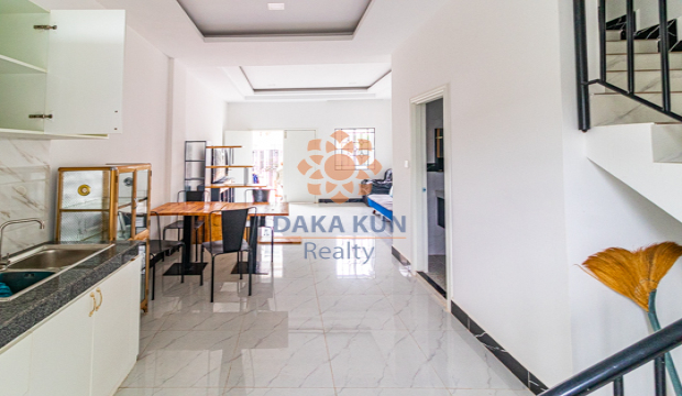 2 Bedrooms Flathouse for Rent in Krong Siem Reap-Svay Dangkum