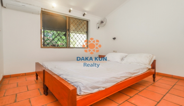 3 Bedrooms House for in Rent in Siem Reap-Sla Kram