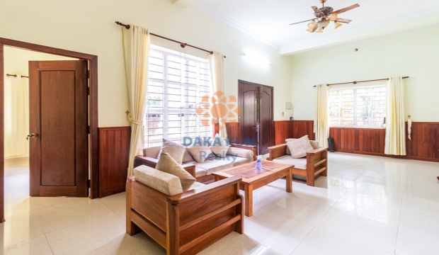 2 Bedrooms House for Rent in Siem Reap-Sala Kamreuk